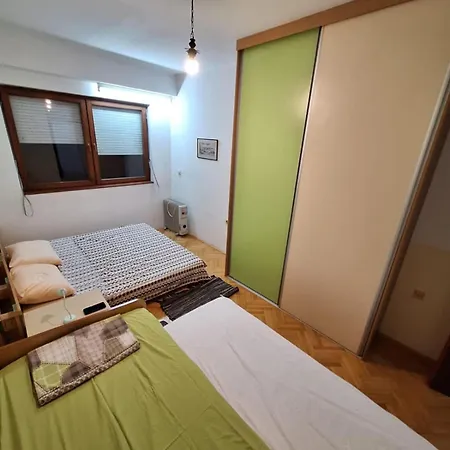 Cozy Retro Apartman Szkopje